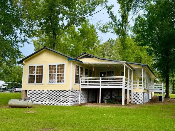 1127 McKay Cir, Montgomery, LA 71454