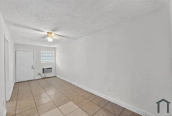 2 bed, 1281 sqft, $1,650 — Photo 4