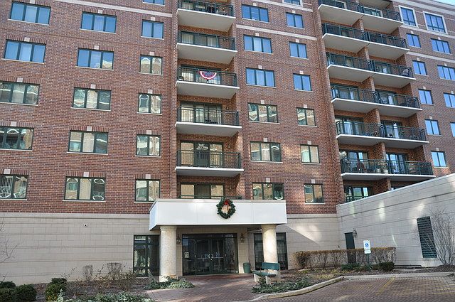 1st image of 770 Pearson St APT 608
