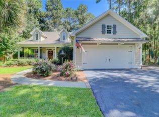 2 Maypop Ct, Bluffton, SC 29910
