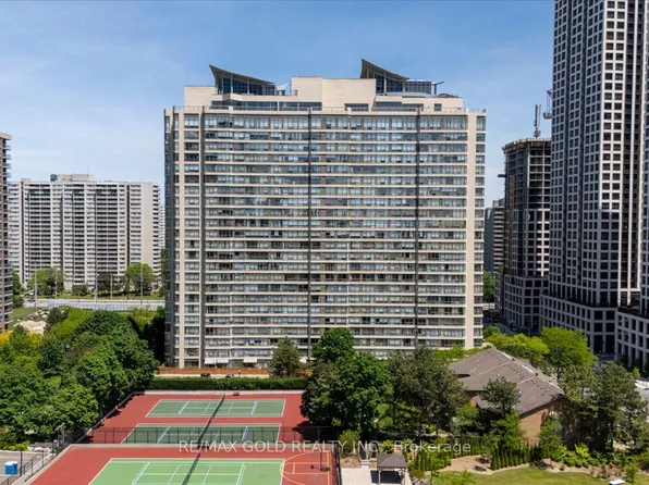 55 Elm Dr W #805, Mississauga, ON L5B 3Z3