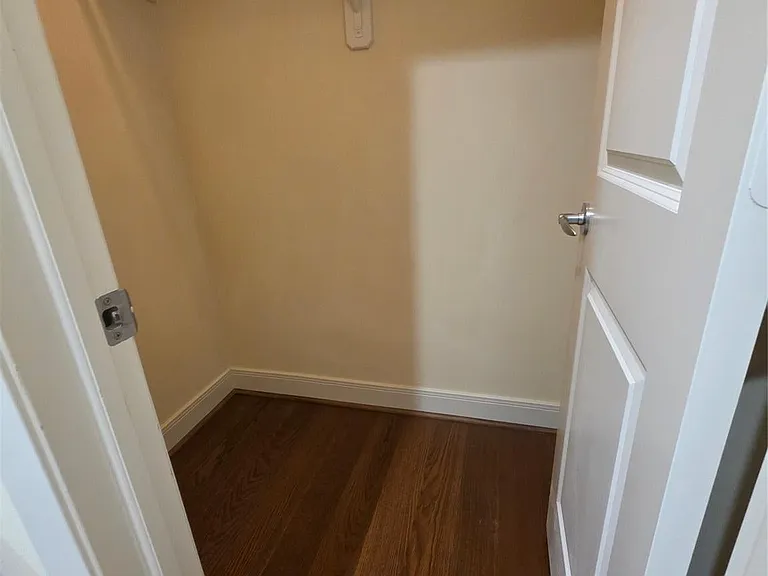 6911 Staffordshire Blvd — Photo 30