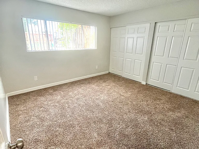 VILLA SANTA FE APARTMENTS — Photo 28