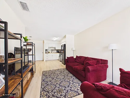 1411 E 109th Ave #B Photo 1