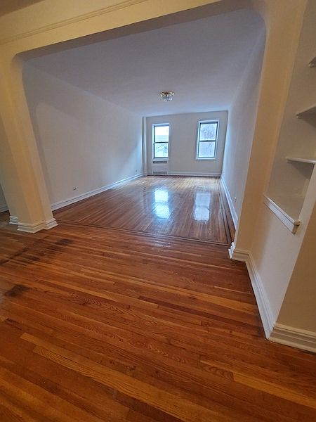 1st image of 65-41 Saunders St #3D