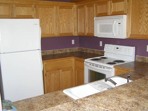 5th image of 1691 SW Mulberry Pl #204