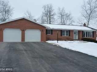 8640 Pa Harry Dr, Chambersburg, PA 17202