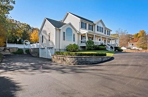 5th image of 244 Lynnfield St