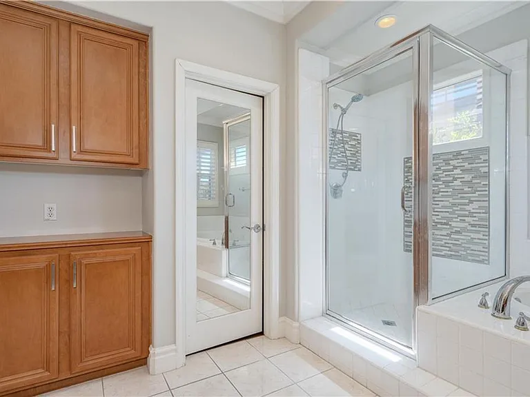 18571 Amalia Ln — Photo 23