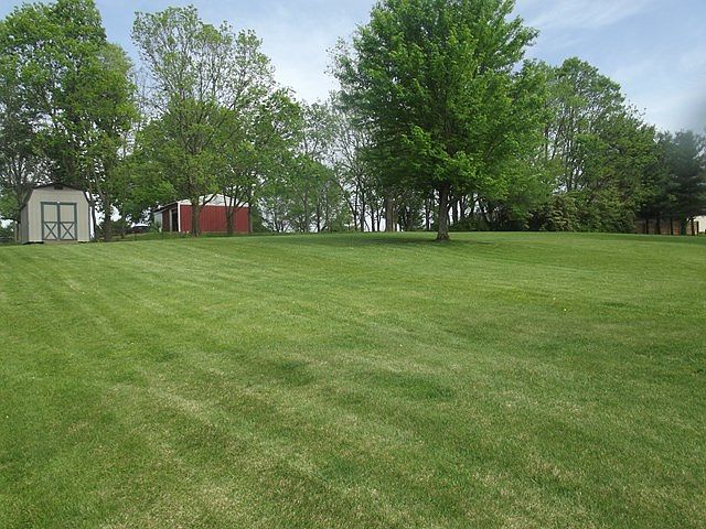 2nd image of 2304 Cedarwood Dr