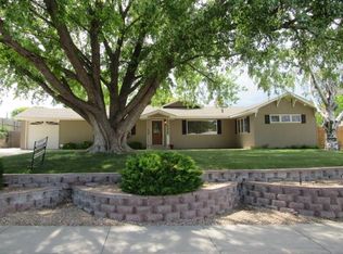 611 S Quincy St, Saint Francis, KS 67756