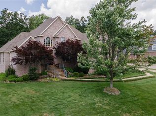 1217 N Montview Dr, Fayetteville, AR 72701