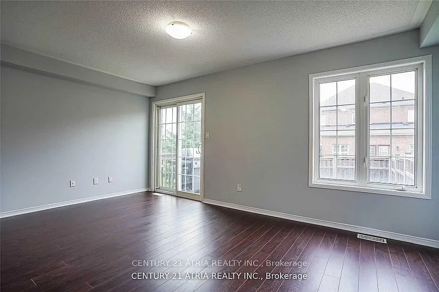 4 bed, $3,300 — Photo 3