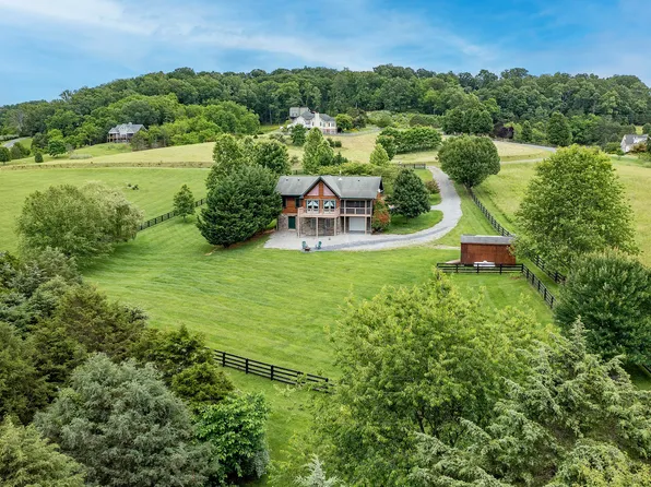 140 Cherry Ridge Ln, Lexington, VA 24450