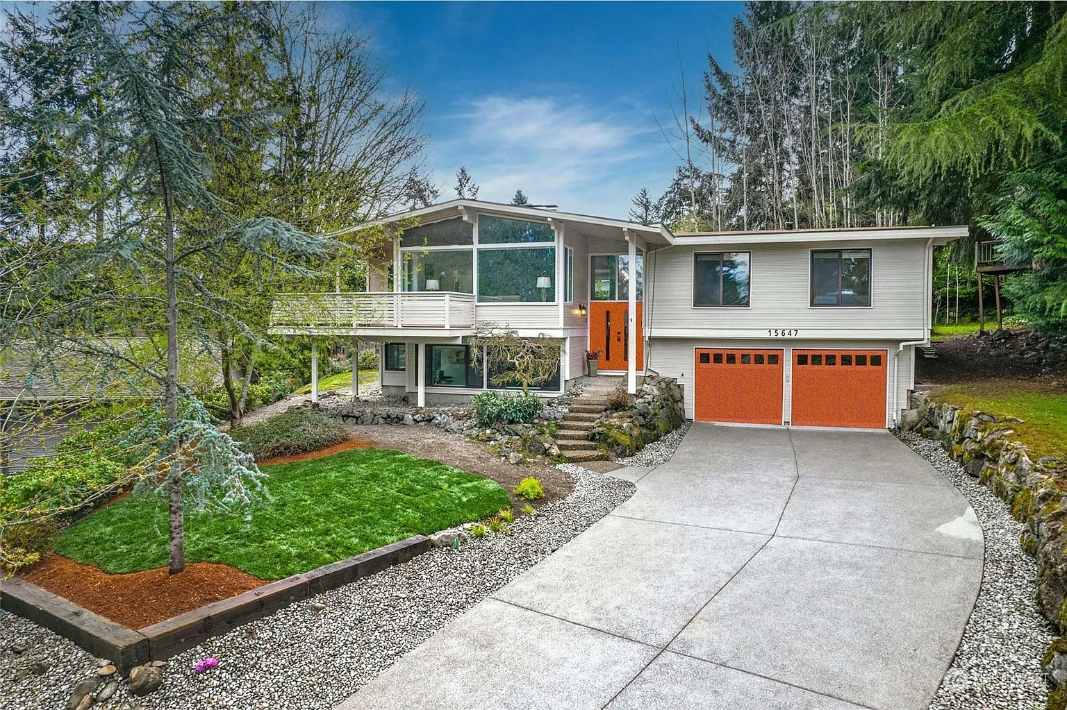 15647 SE 43rd Street photo 1