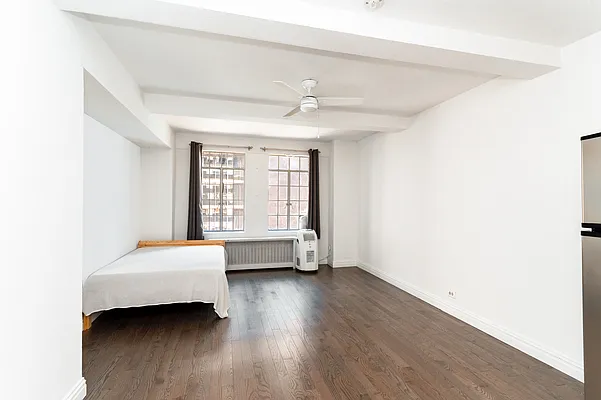 Rented by JOANNE KAO NYC | media 7