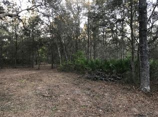 120 Country Living Ln, Melrose, FL 32666