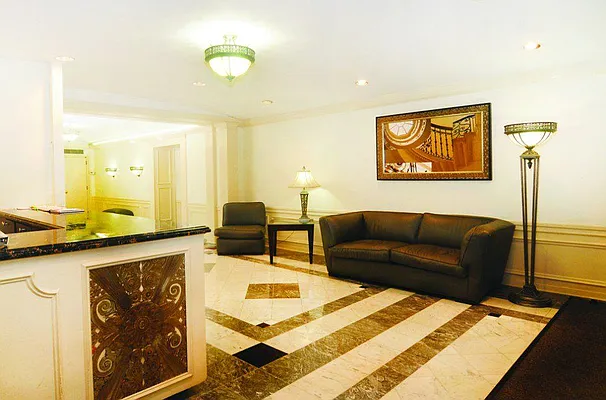 Rented by Carlyle Property Management | media 12