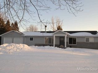 9685 Division Rd, Casco, MI 48064