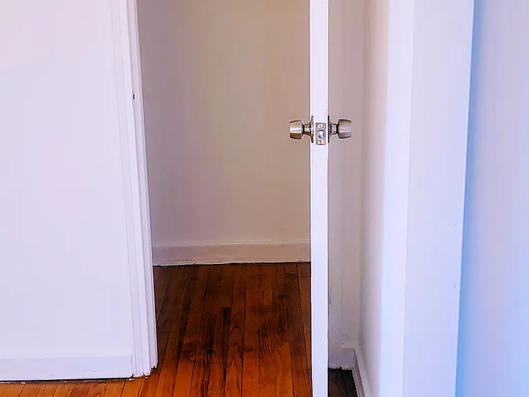 11 Maybrook Dr #B — Photo 5