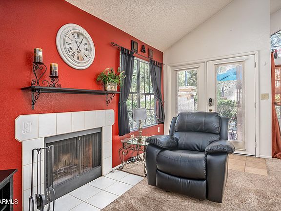 5th image of 602 N May St Unit 20