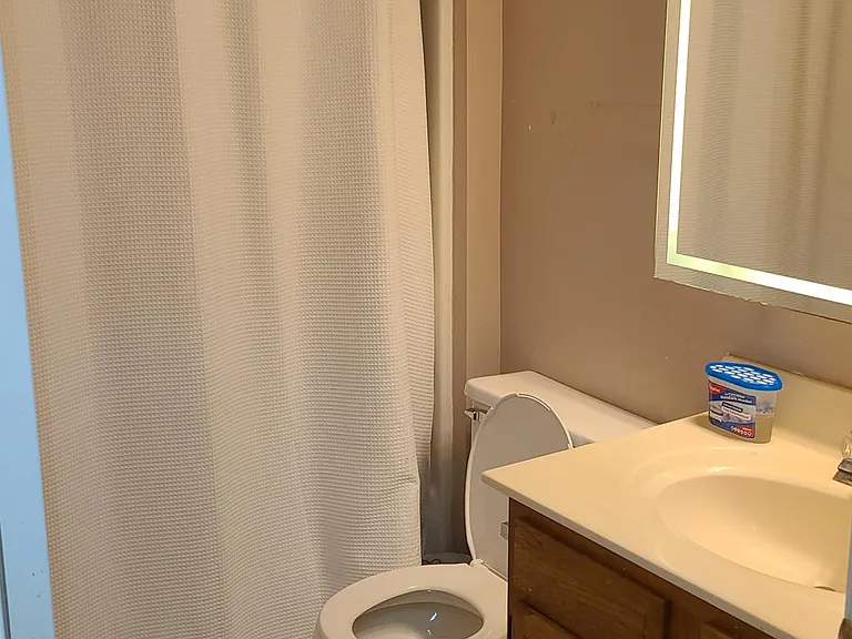 406 Old Towne Rd — Photo 10