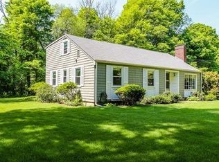 5 Paddock Ln, South Hamilton, MA 01982