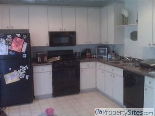 4th image of 10828 Newbridge Dr