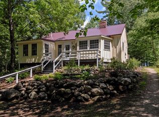 27 Smith Pond Rd, Raymond, NH 03077