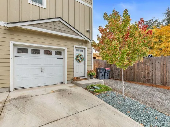 7780 Jacqueline Way, White City, OR 97503