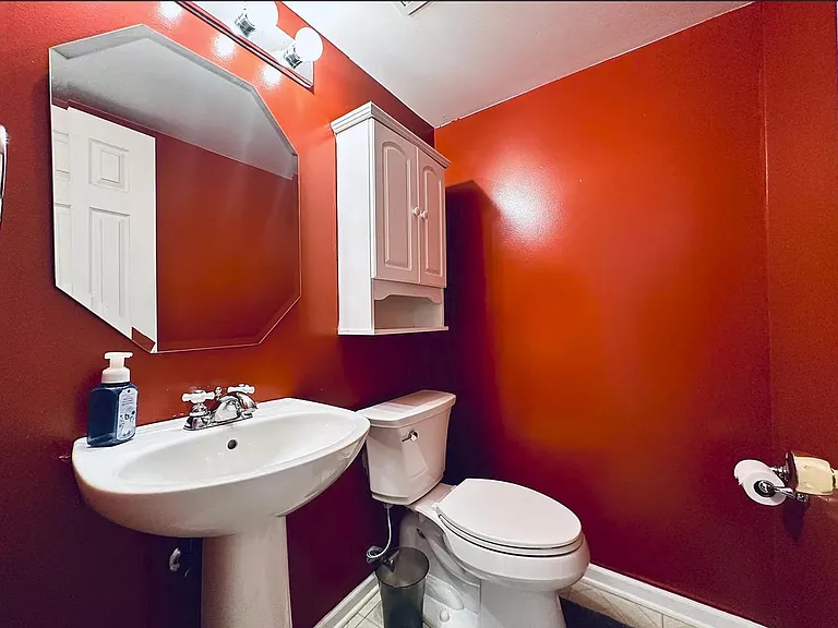 2249 Dawson Ln — Photo 9