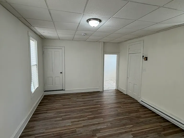 108 S River St #101 — Photo 4