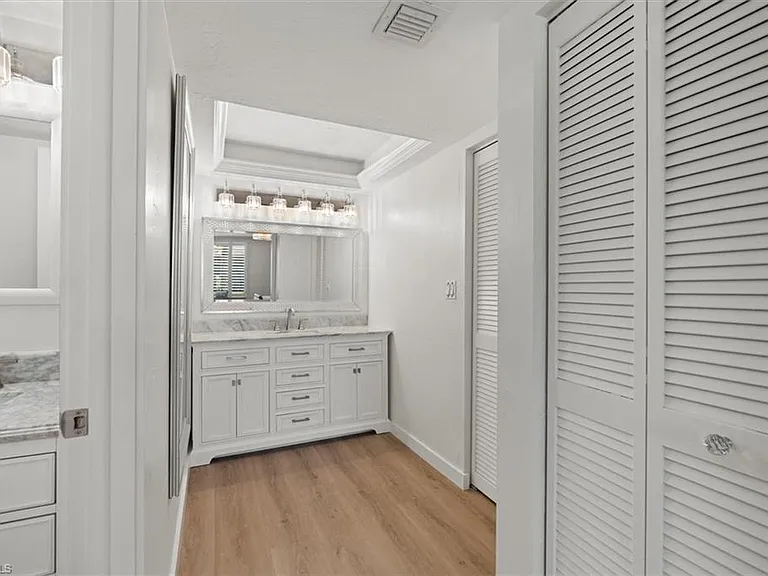 1400 Blue Point Ave #104 — Photo 17
