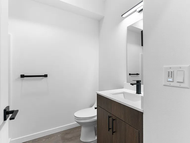 **4 Weeks Free Rent Upon Move In** | New Construction - Minutes From Downtown Pdx — Photo 30