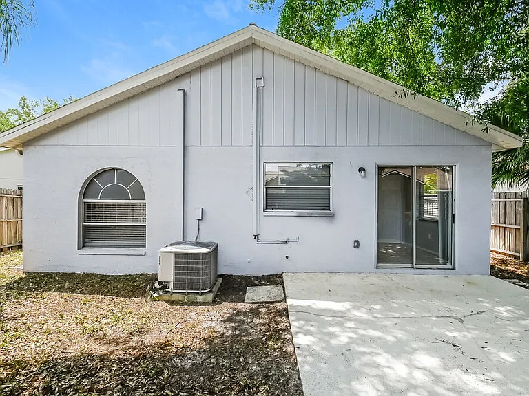 1336 Mohrlake Dr — Photo 16