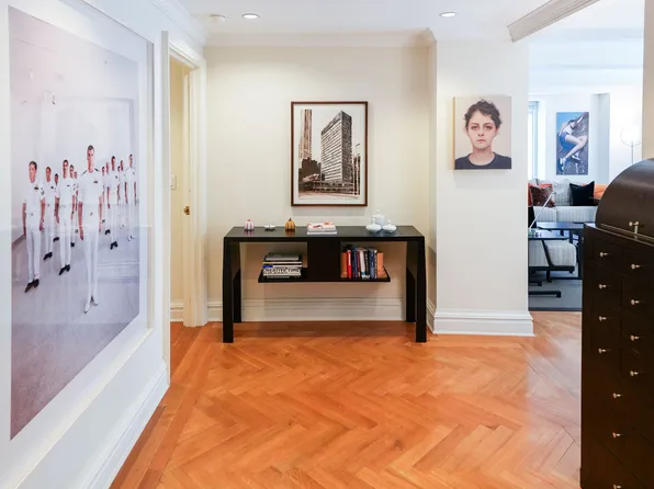 502 Park Avenue 10D image 2 of 12