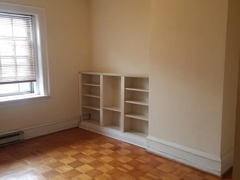 Apartment Living room, built in Book Shelf