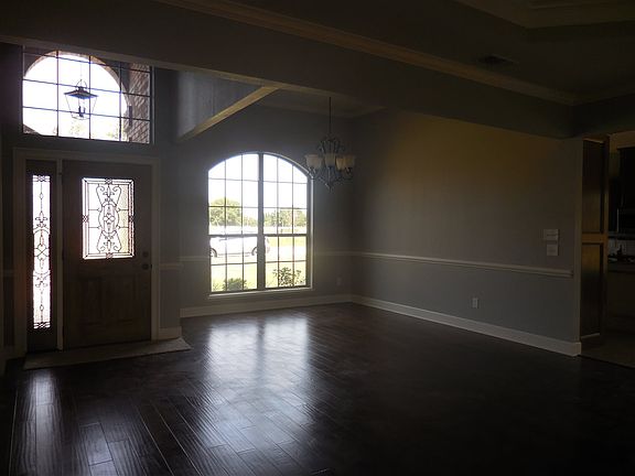 2nd image of 5706 Country Hills Dr