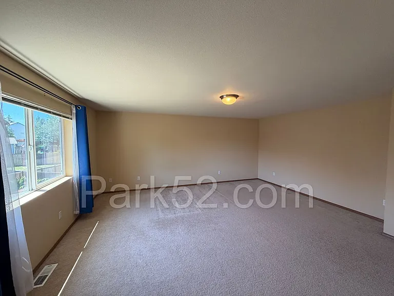 11328 185th St E — Photo 26