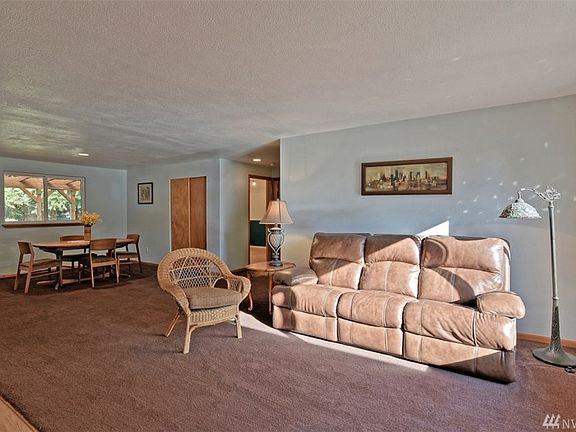 5th image of 5813 135th Pl NE