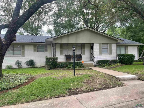 1000 Westwood Dr, Henderson, TX 75654