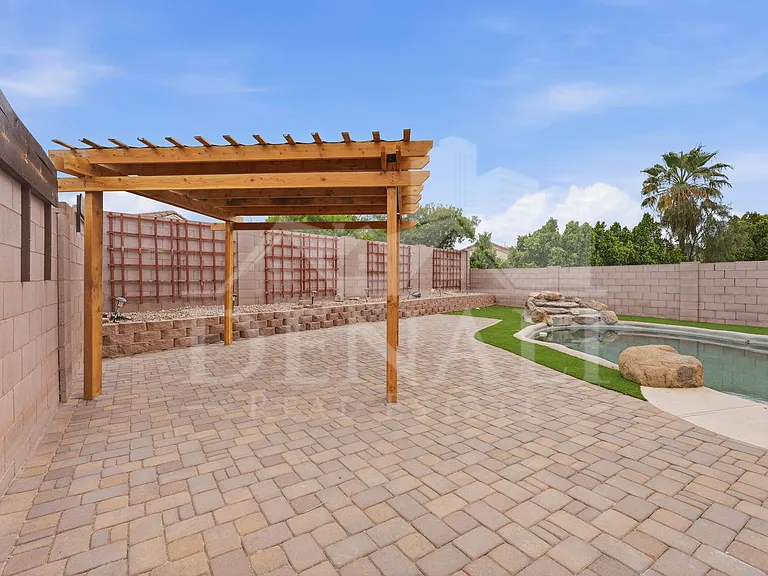 11319 W Madisen Ellise Dr — Photo 33