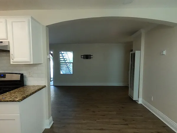 1472 Iris Ave #1 — Photo 5