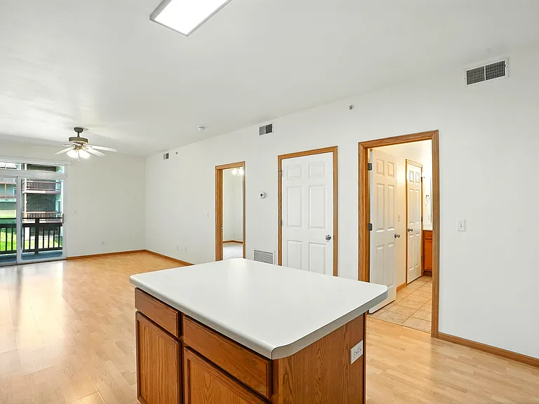 Woodridge Estates — Photo 2