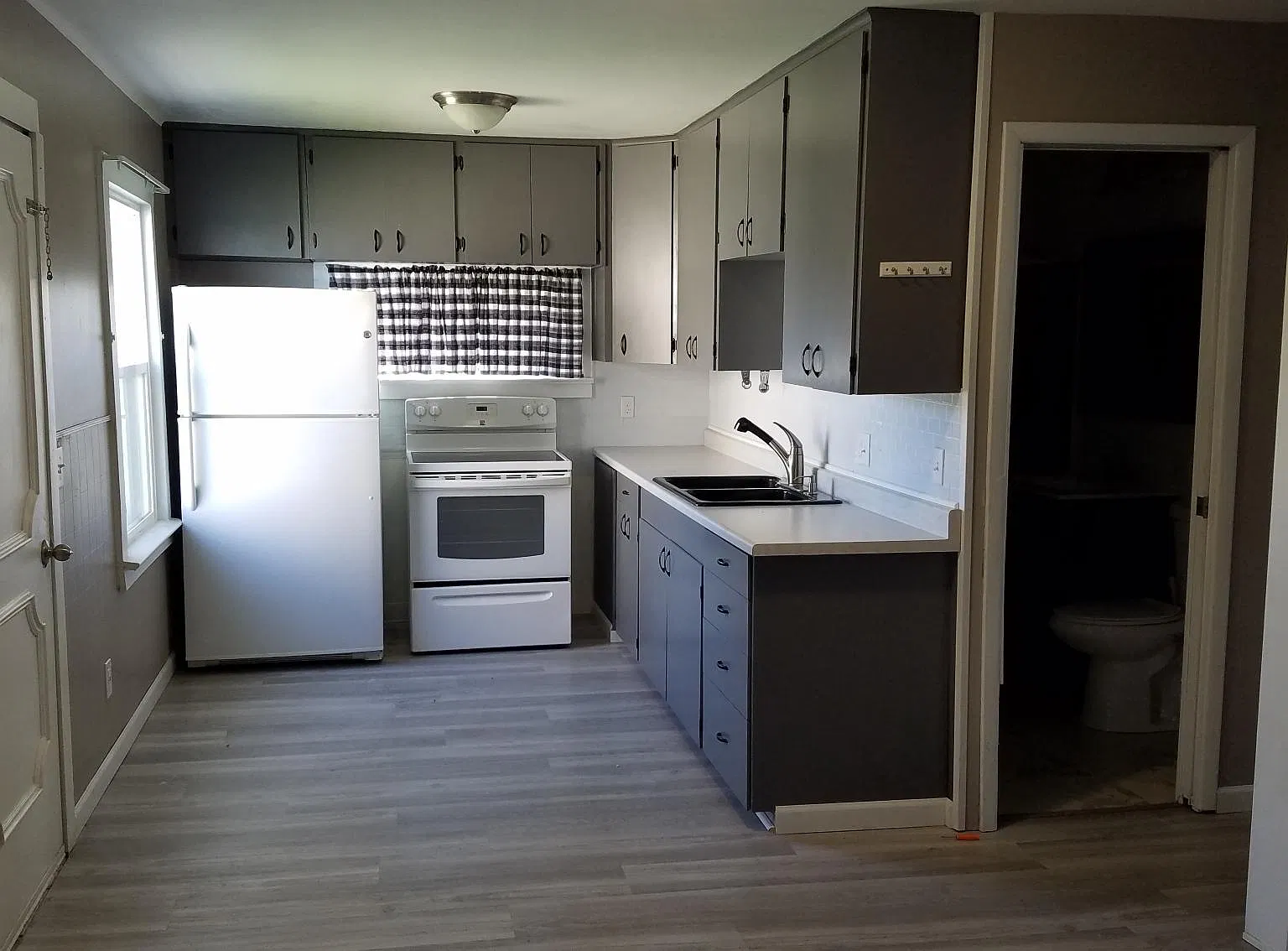 SW Frazer Ave, Pendleton — Photo 3