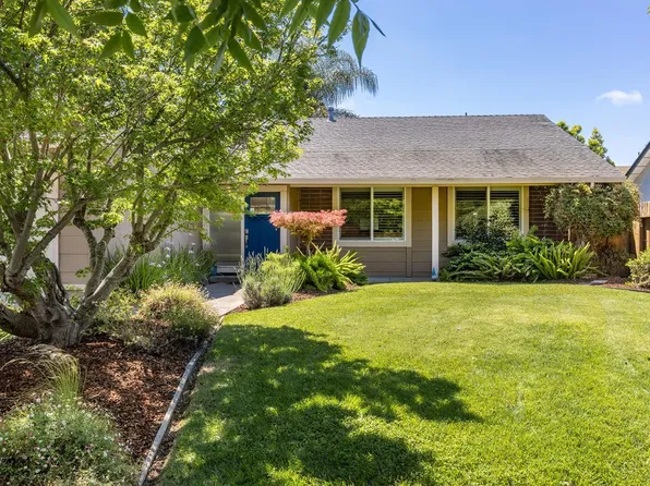 2491 Vine Hill Drive, Napa, CA 94558