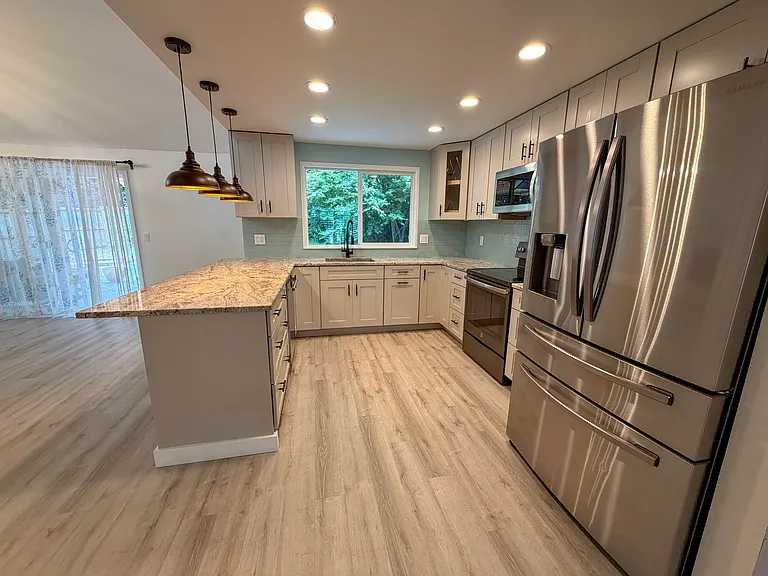1354 SE 51st Ave — Photo 6