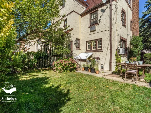 23 Whitson Street image 37 of 40