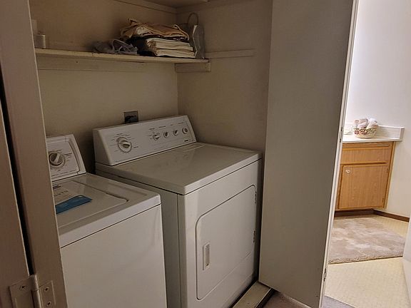 2nd image of 1201 Alta Vista Ct #306