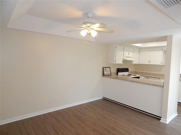 4th image of 4890 Bethel Creek Dr APT 8